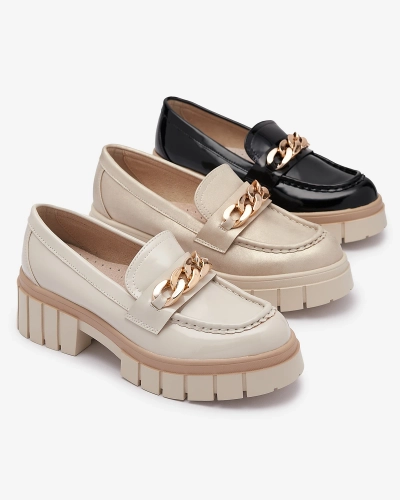 Royalfashion Lakierowane mokasyny damskie w kolorze czarnym Aquan