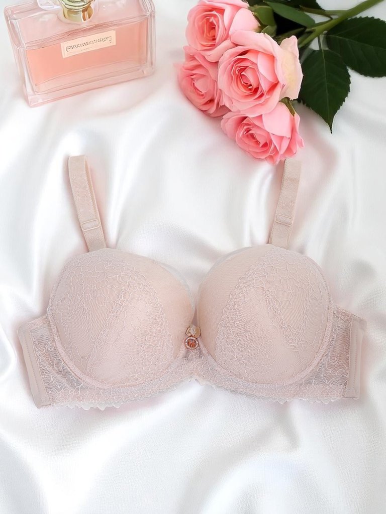 Royalfashion Ženski podloženi nedrček s čipko Coco Lift