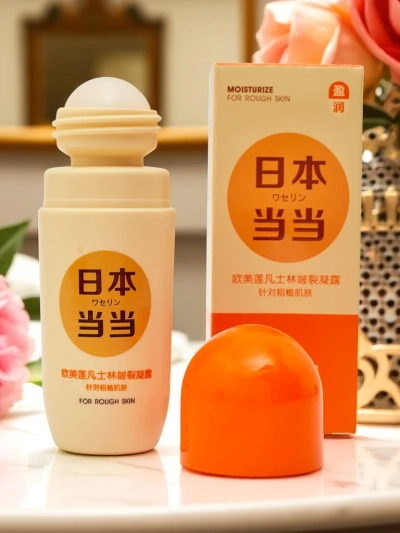 Ženski vlažilni gel dezodorant-antiperspirant v roll-onu