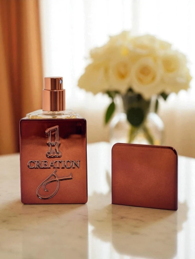 Navdihnjen eau de parfum za moške Kreacija