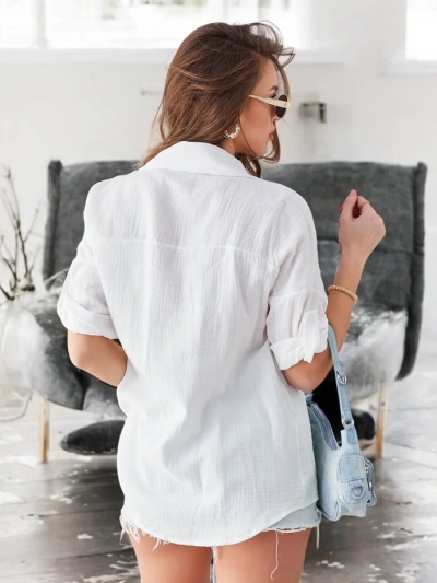 Royalfashion Ženska bombažna srajca z embosiranjem in V-izrezom ter 3/4 rokavi