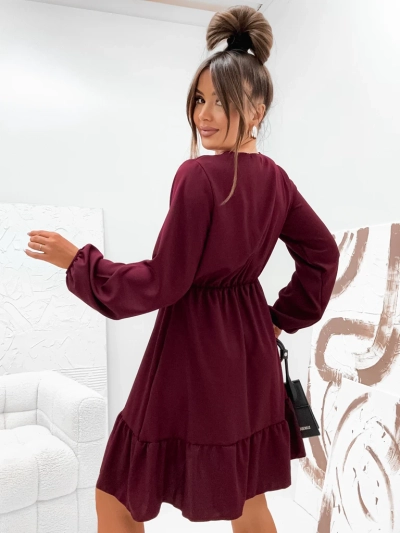 Royalfashion Ženska mini obleka z volančki in preklopnim izrezom