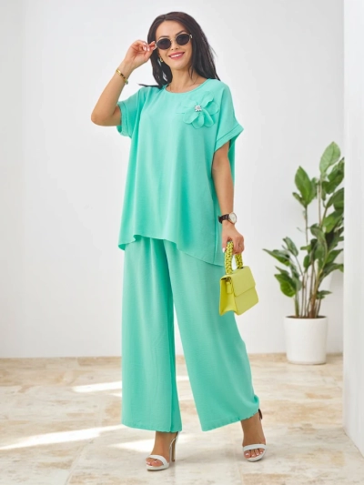 Royalfashion Ženski komplet s kratkimi rokavi, okrašen z cvetličnim motivom in širokimi hlačami